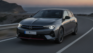 découvrez le retour impressionnant d'opel en 2027 avec l'astra la plus puissante jamais conçue, une renaissance inattendue qui promet des chevaux sous le capot et des performances inédites.