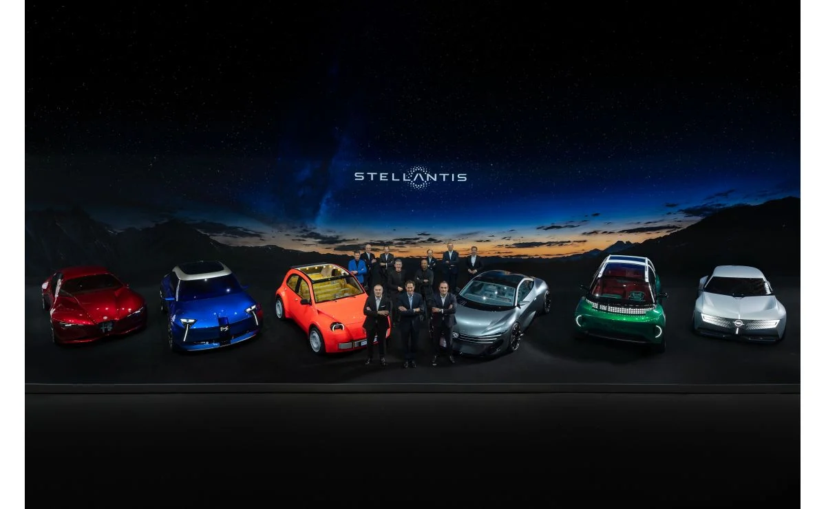 Cette transformation incroyable : un Fiat Multiplay devient pick-up en un clin d'œil ! 1 Stellantis