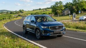 découvrez le geely monjaro em-i, suv hybride rechargeable de 334 ch, et ses ambitions sur le marché européen.